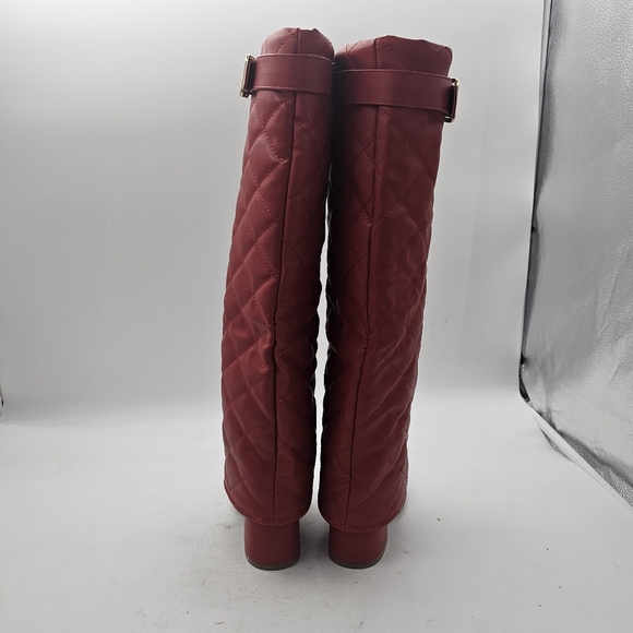 Wild Diva Lounge London Quilted Knee High Boot Red Size 5.5 NWOB - Picture 4 of 10